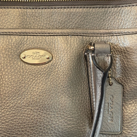 ***SOLD ON ANOTHER SITE***NWOT Authentic COACH two way shoulder handbag - Picture 5 of 5